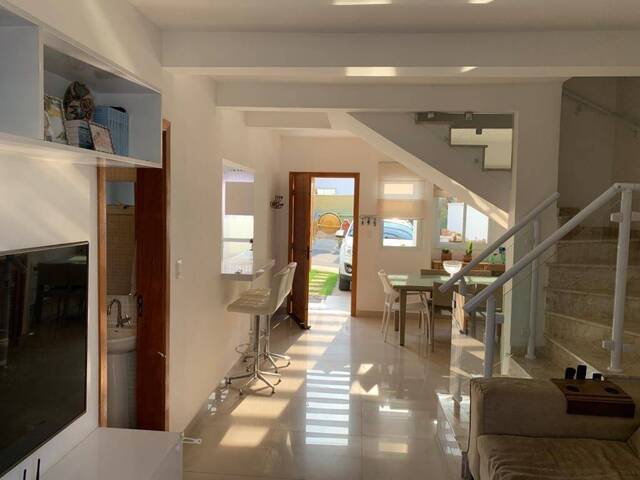 Sobrado para Venda em Indaiatuba - 3