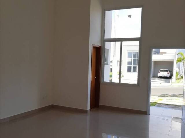 Casa para Venda em Indaiatuba - 4