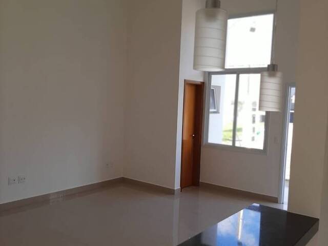 Casa para Venda em Indaiatuba - 3