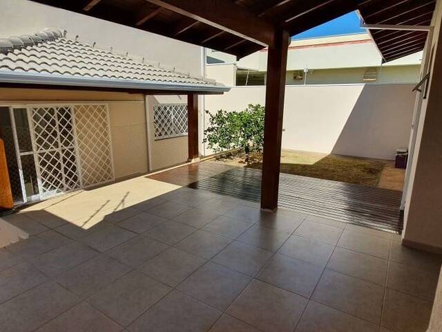 Sobrado para Venda em Indaiatuba - 2