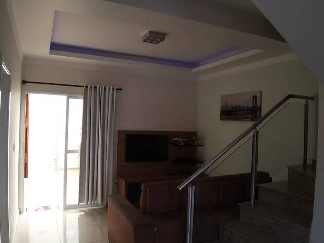 Sobrado para Venda em Indaiatuba - 2