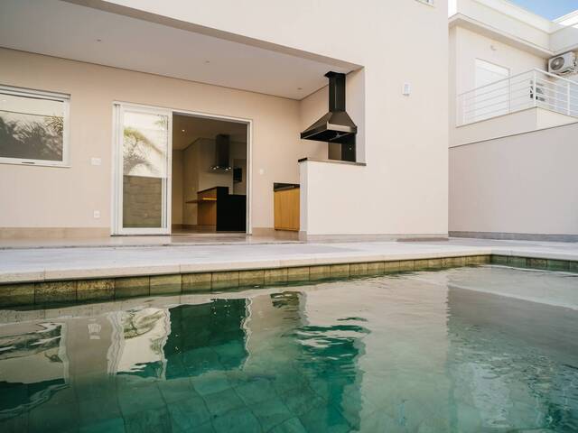 Sobrado para Venda em Indaiatuba - 2