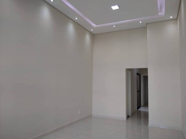 Casa para Venda em Indaiatuba - 3