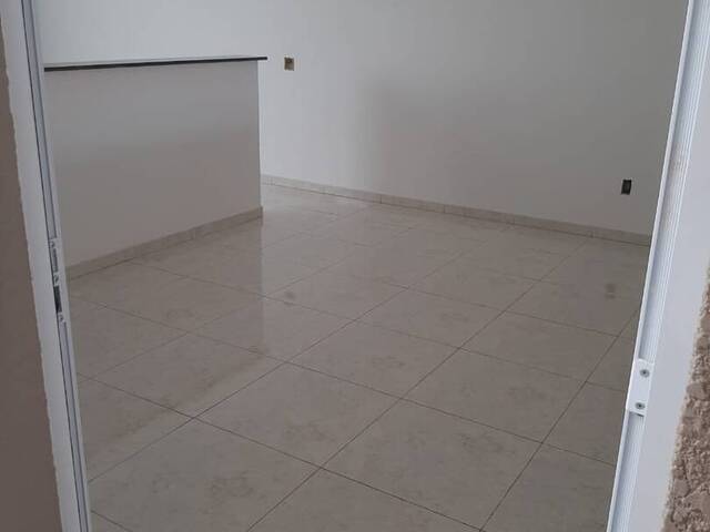 Casa para Venda em Indaiatuba - 3