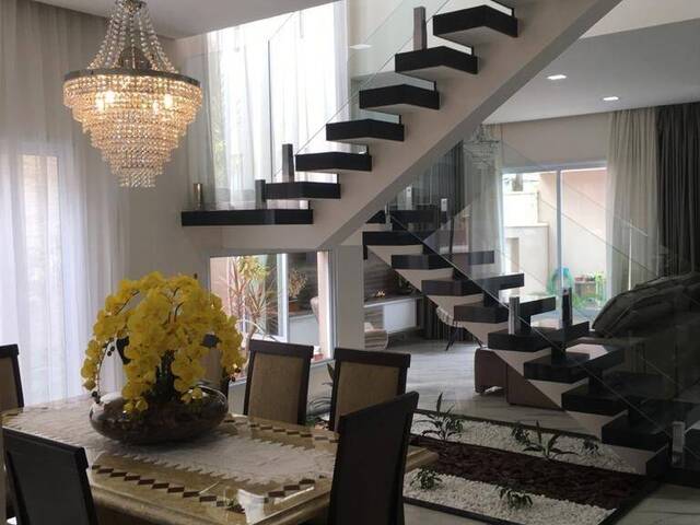 Sobrado para Venda em Indaiatuba - 3