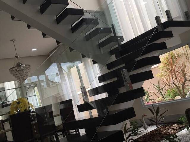 Sobrado para Venda em Indaiatuba - 5