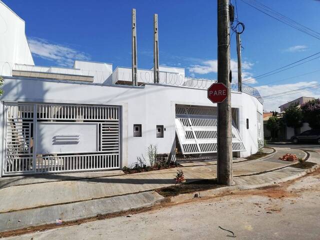 Casa para Venda em Indaiatuba - 2