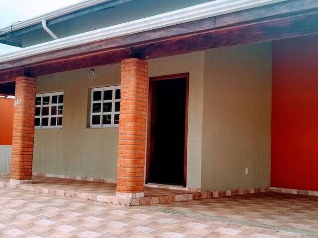 Casa para Venda em Indaiatuba - 2