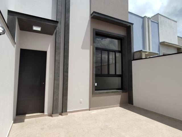 Casa para Venda em Indaiatuba - 2