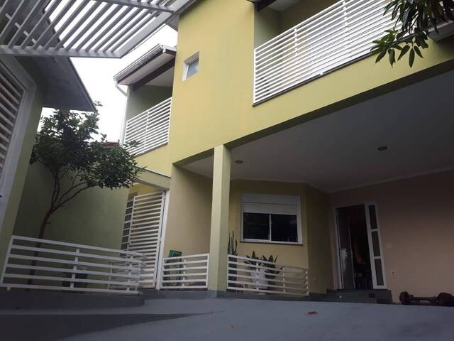 Sobrado para Venda em Indaiatuba - 2