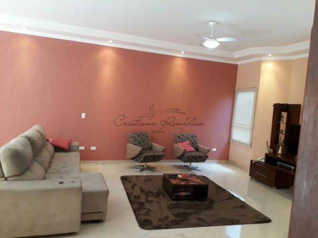 Casa para Venda em Salto - 2