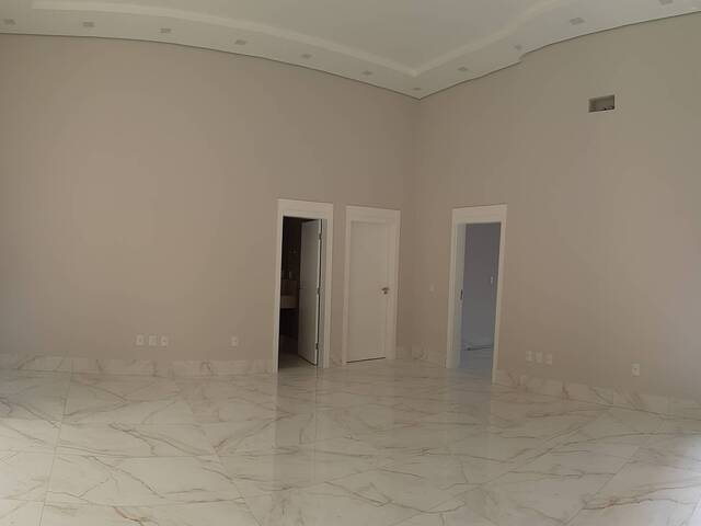 Casa para Venda em Indaiatuba - 4