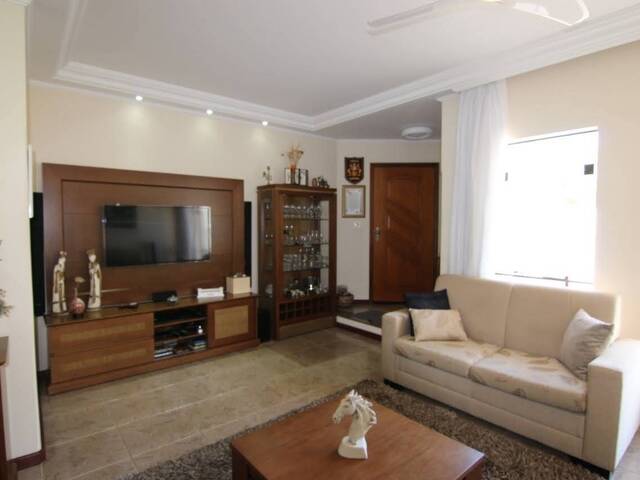 Sobrado para Venda em Indaiatuba - 5