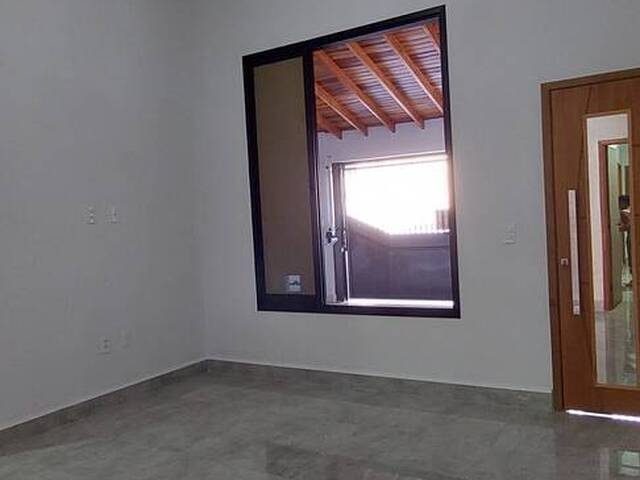 Casa para Venda em Indaiatuba - 3