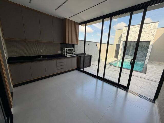 #CA02052 - Casa em condomínio para Venda em Indaiatuba - SP