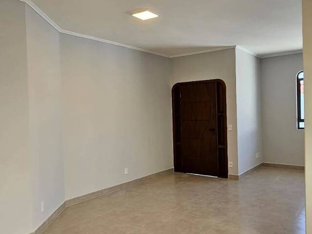 Casa para Venda em Indaiatuba - 4