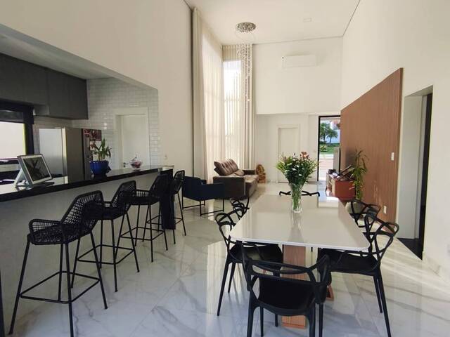 Casa para Venda em Indaiatuba - 3