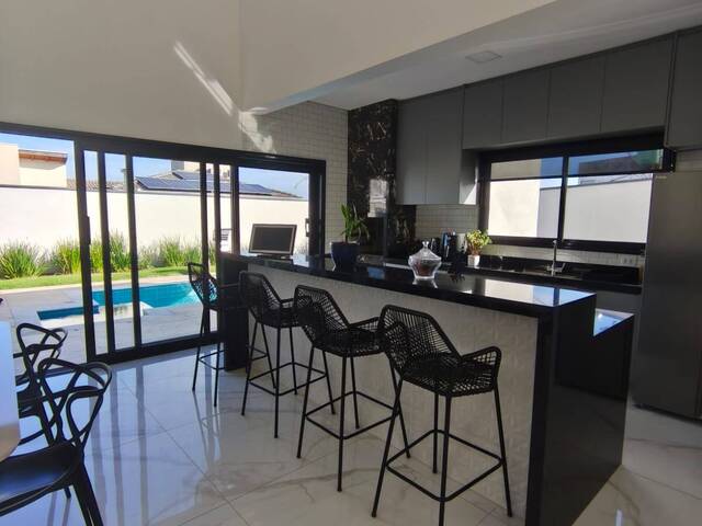 Casa para Venda em Indaiatuba - 4