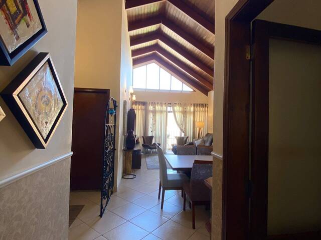 Casa para Venda em Indaiatuba - 2