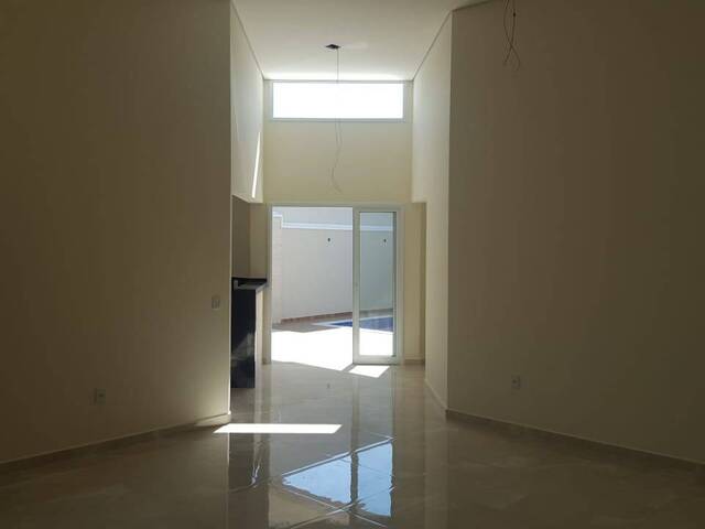 Casa para Venda em Indaiatuba - 4