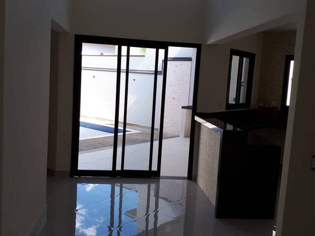 Casa para Venda em Indaiatuba - 4