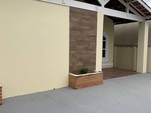 Casa para Venda em Indaiatuba - 2