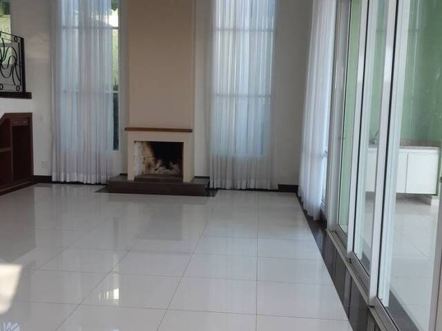 Sobrado para Locação em Indaiatuba - 4