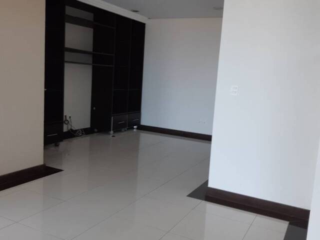 Sobrado para Locação em Indaiatuba - 5