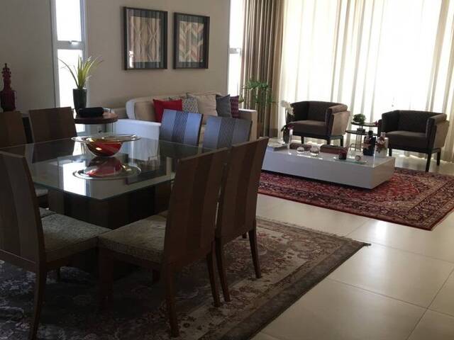 Sobrado para Venda em Indaiatuba - 3