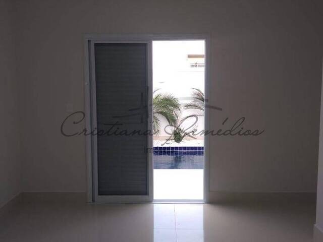 Casa para Venda em Indaiatuba - 4