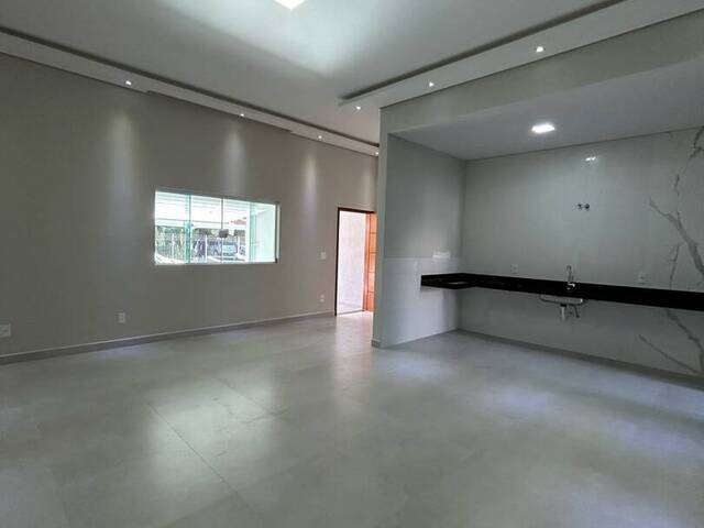 Casa para Venda em Indaiatuba - 2