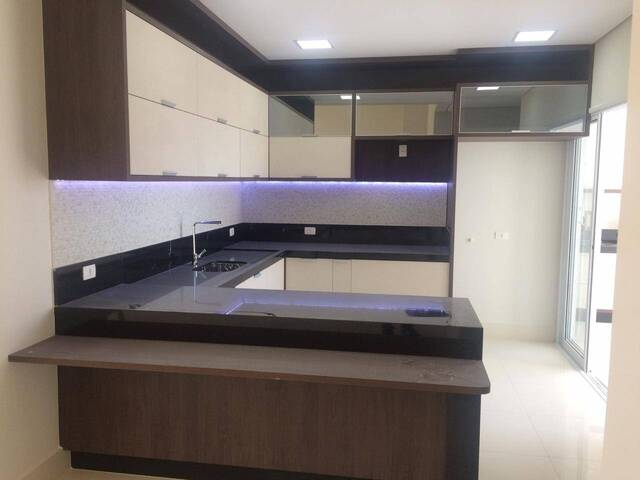 Casa para Venda em Indaiatuba - 2