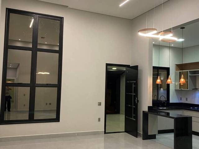 Casa para Venda em Indaiatuba - 2