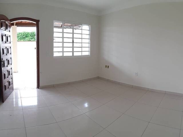 Casa para Venda em Indaiatuba - 2