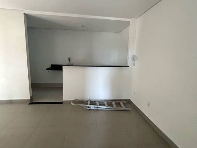 Apartamento para Venda em Indaiatuba - 2