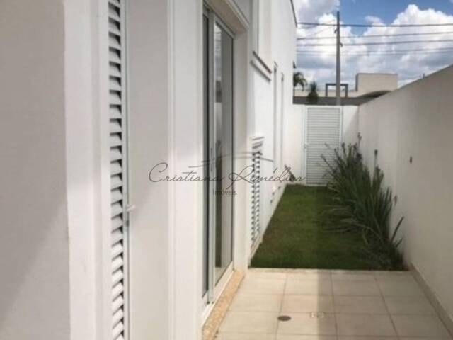 Sobrado para Venda em Indaiatuba - 4