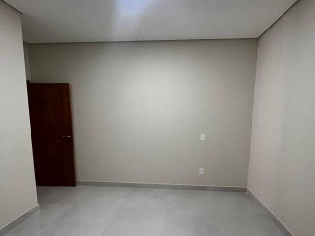 Casa para Venda em Indaiatuba - 4