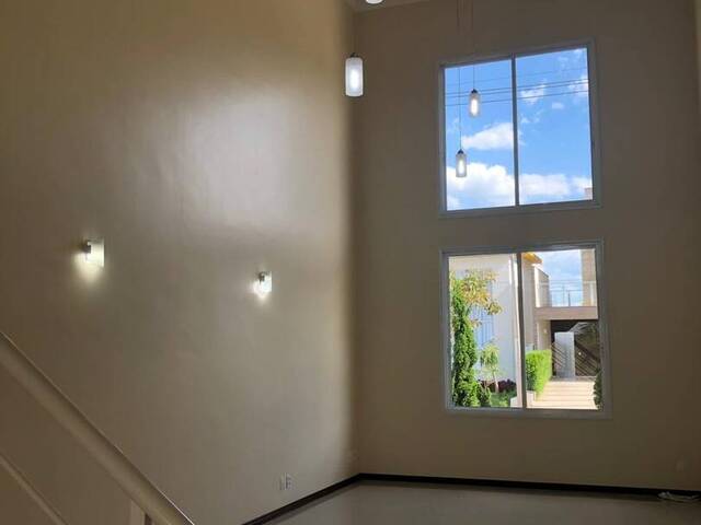 Sobrado para Venda em Indaiatuba - 3