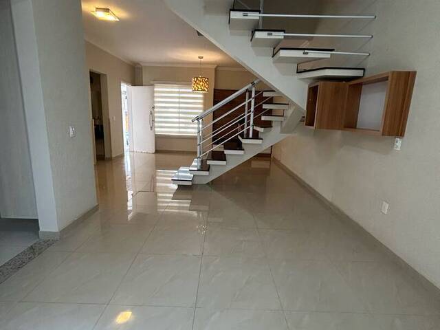 Casa em condomínio para Venda em Indaiatuba - 2