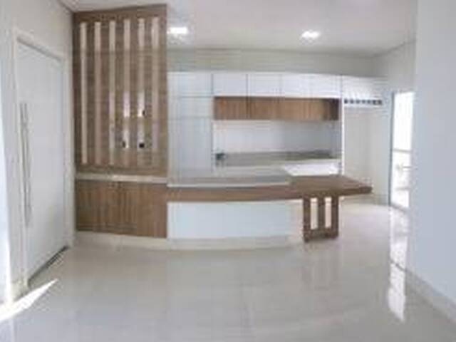 Casa para Venda em Indaiatuba - 2