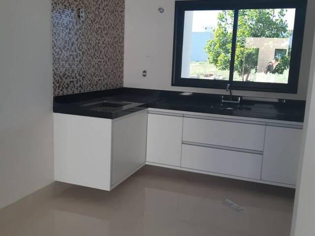 Casa para Venda em Indaiatuba - 3