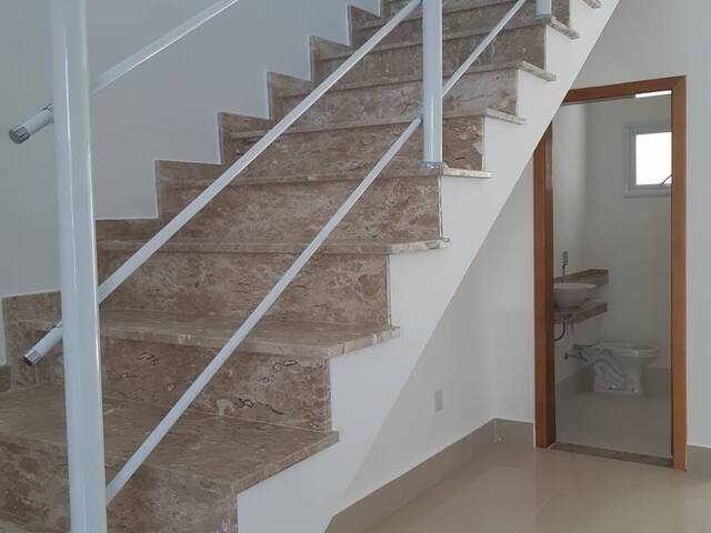 Sobrado para Venda em Indaiatuba - 4