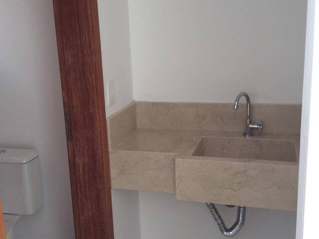 Sobrado para Venda em Indaiatuba - 4