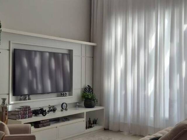 Venda em JARDIM RESIDENCIAL DONA LUCILLA - Indaiatuba