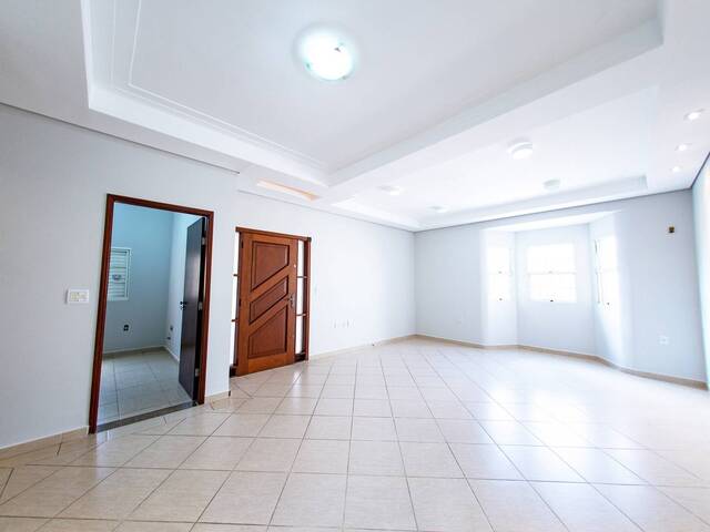 Casa para Venda em Indaiatuba - 4