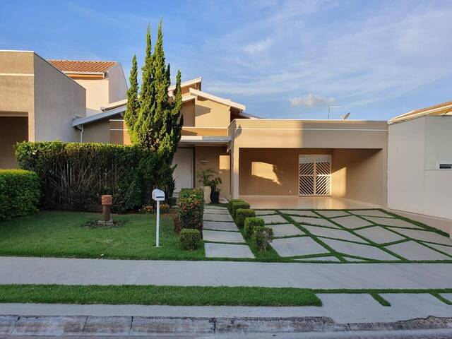 Casa para Venda em Indaiatuba - 2