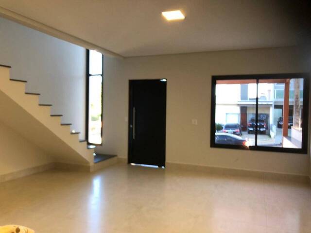 Sobrado para Venda em Indaiatuba - 4