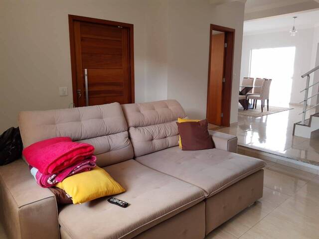 Sobrado para Venda em Indaiatuba - 3