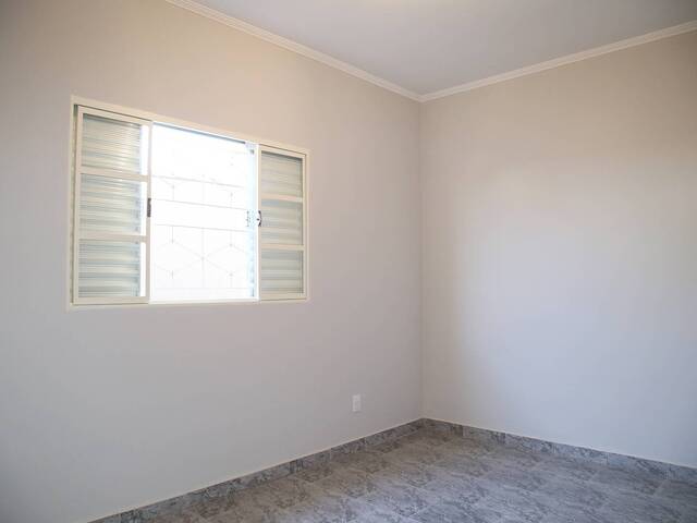 Casa para Venda em Salto - 3