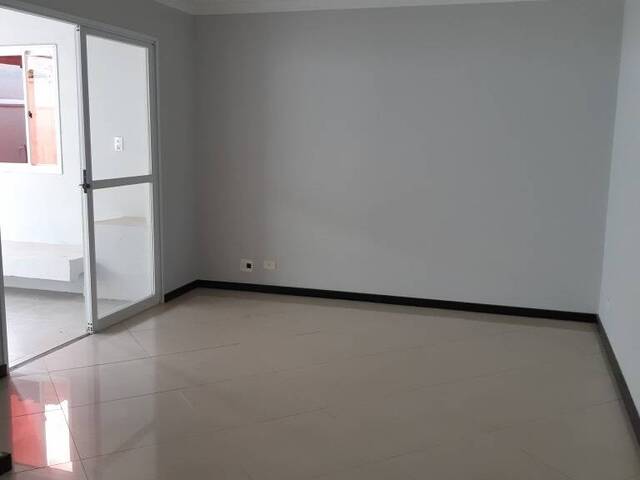 Sobrado para Venda em Indaiatuba - 2